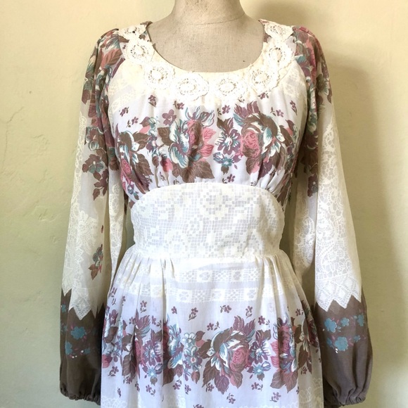 1970s Prairie Dress Small Floral Cottagecore Gown - Picture 2 of 11